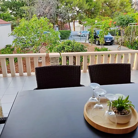 Apartament Karlo
