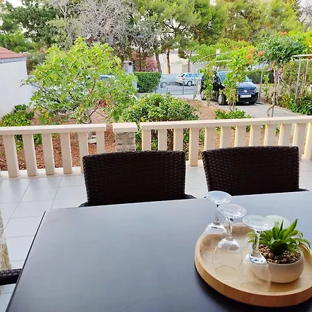 Karlo Appartement Supetar